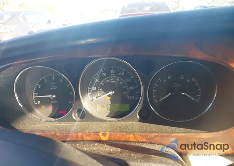 2008 Jaguar Xj Xj8 L z USA, uszkodzony, nr VIN SAJWA79B98SH19448